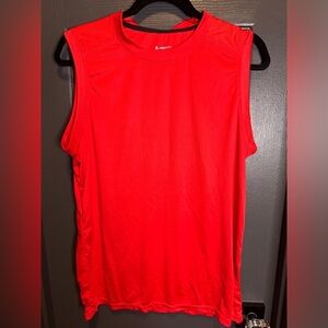 Liberty pro workout tank in red size medium​​​